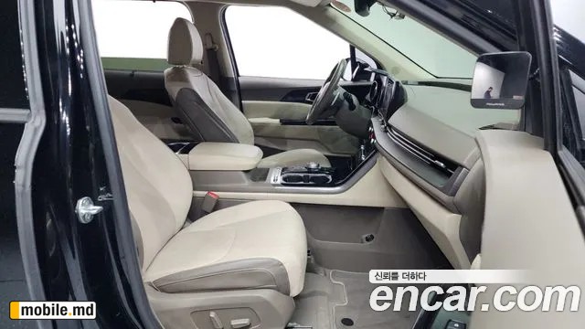 2021 Kia Canival — photo 11