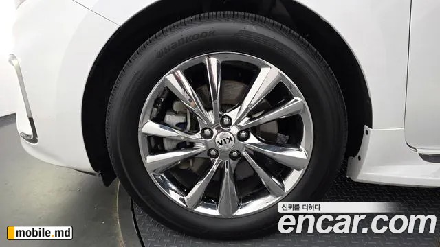2020 Kia Canival — photo 5