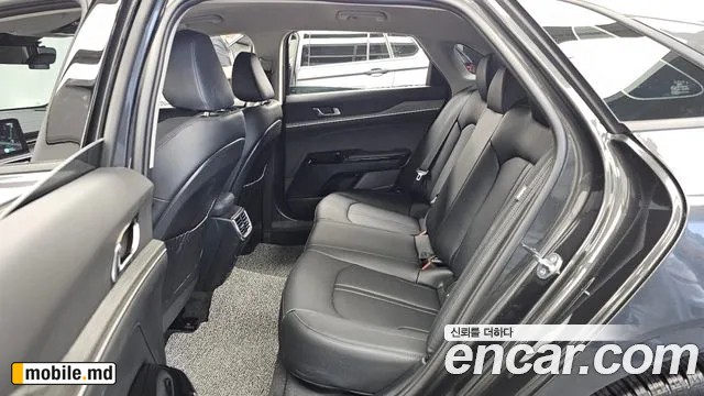 2025 Kia K5 — photo 26