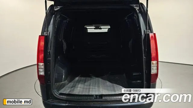 2022 Hyundai Staria — photo 16