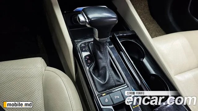2017 Kia K7 — photo 9