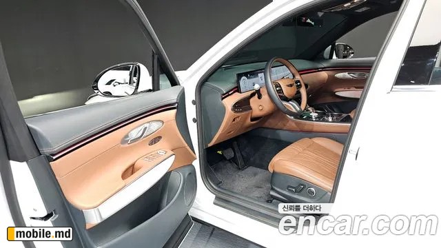 2025 Genesis GV70 — photo 26