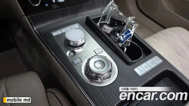 2025 Genesis G80 — photo 9
