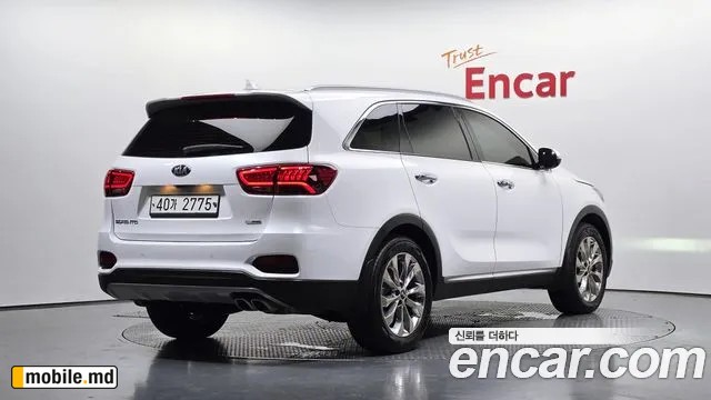 2018 Kia Sorento — photo 2