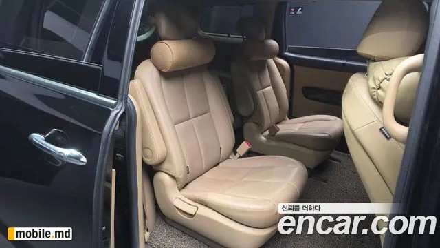 2018 Kia Canival — photo 26