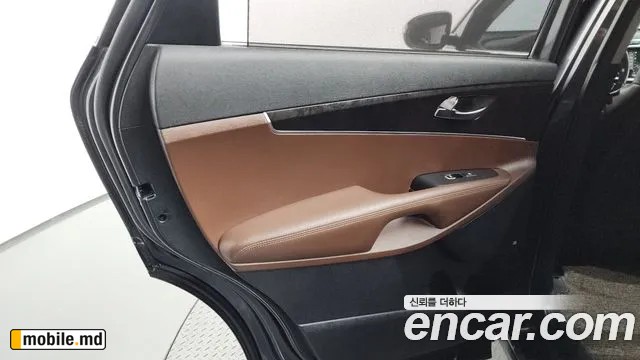 2016 Kia Sorento — photo 25