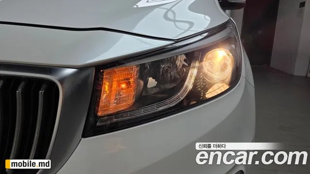 2018 Kia Canival — photo 22