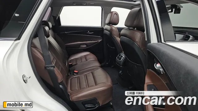 2016 Kia Sorento — photo 12
