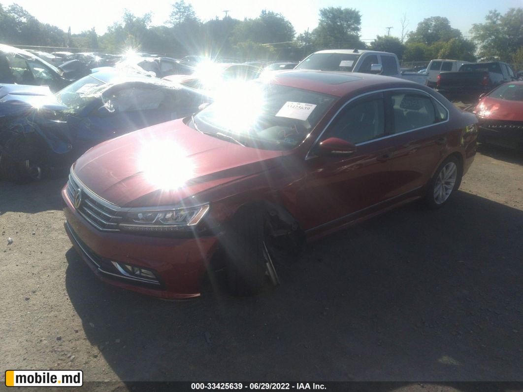 2018 Volkswagen Passat — photo 2