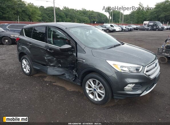 2019 Ford Escape — photo 6
