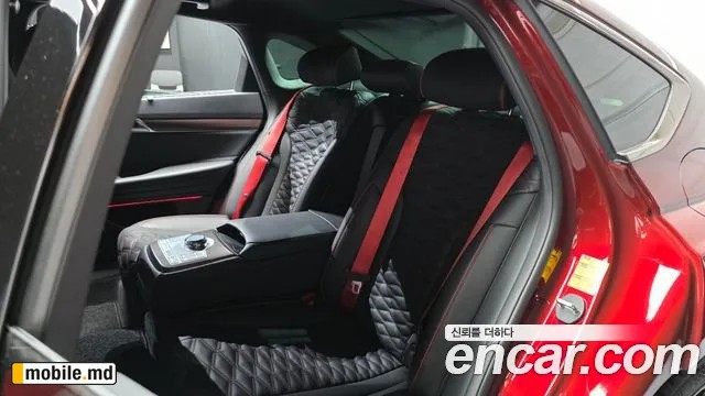 2026 Genesis G80 — photo 12