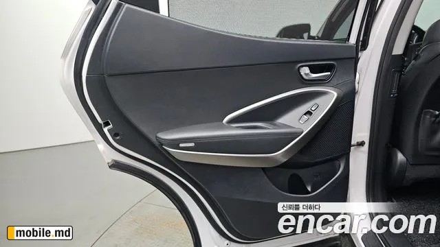 2016 Hyundai Santafe — photo 25