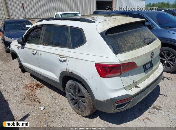 2022 Volkswagen Taos — photo 3