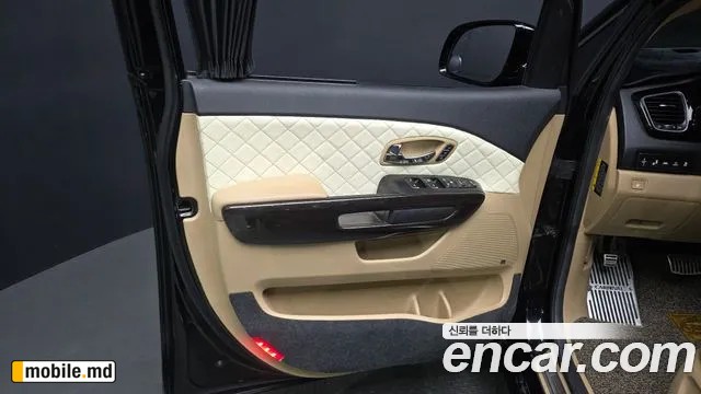 2018 Kia Canival — photo 25