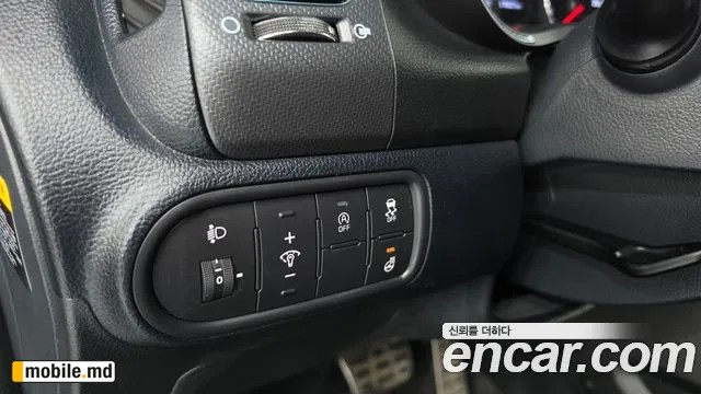 2016 Kia K3 — photo 20