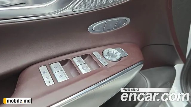 2021 Genesis GV70 — photo 13
