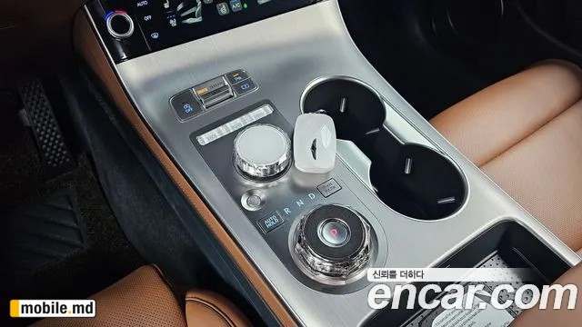 2026 Genesis GV70 — photo 9