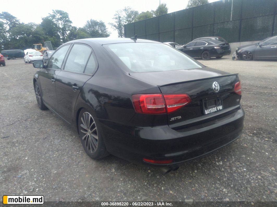 2015 Volkswagen Jetta — photo 3
