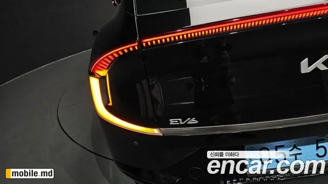2023 Kia EV6 — photo 24