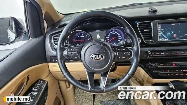2020 Kia Canival — photo 13