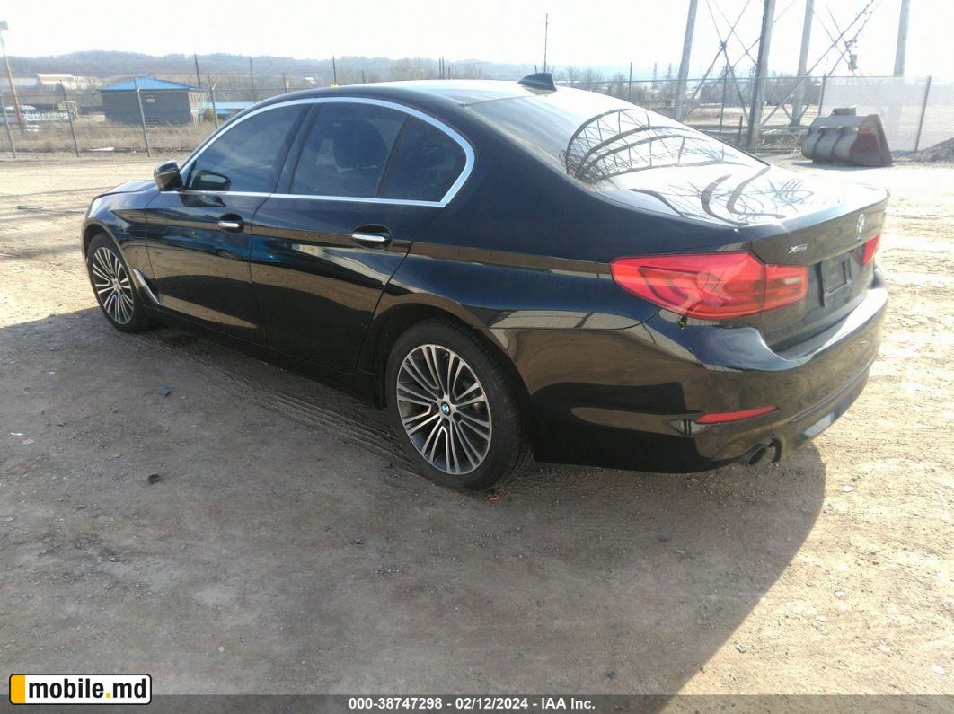 2017 BMW 530I Xdrive — photo 3