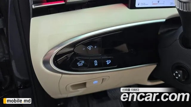 2025 Genesis GV70 — photo 27