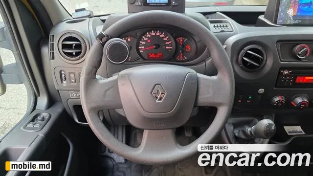 2020 Renault Master — photo 13