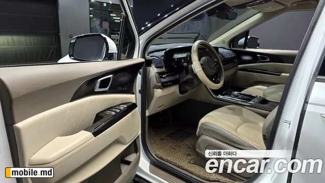 2021 Kia Canival — photo 11
