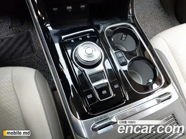 2023 Kia Canival — photo 9