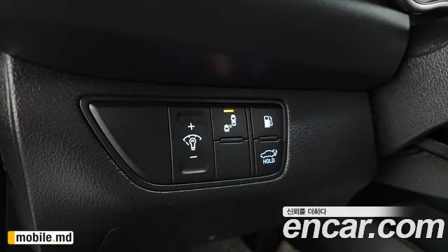 2019 Genesis G70 — photo 14