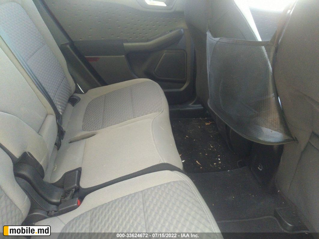 2020 Ford Escape — photo 8