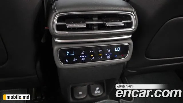 2025 Genesis GV80 — photo 18