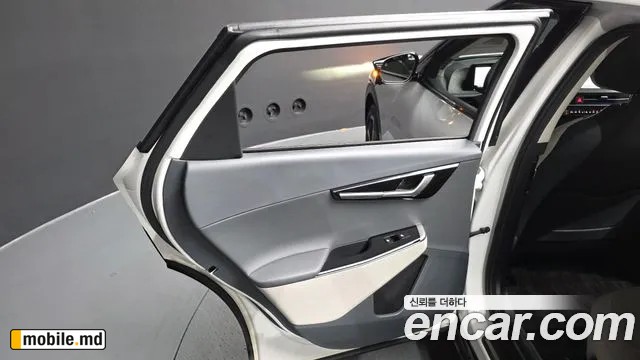 2023 Kia EV6 — photo 25