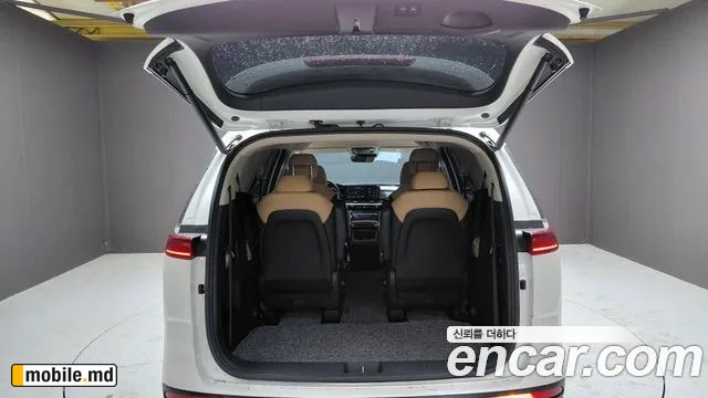 2021 Kia Canival — photo 18