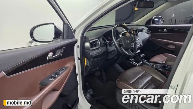 2016 Kia Sorento — photo 10
