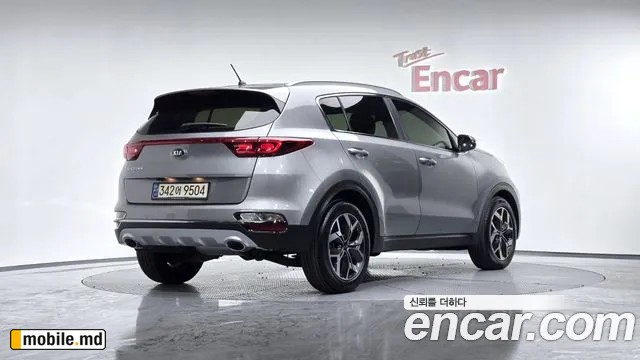 2021 Kia Sportage — photo 2