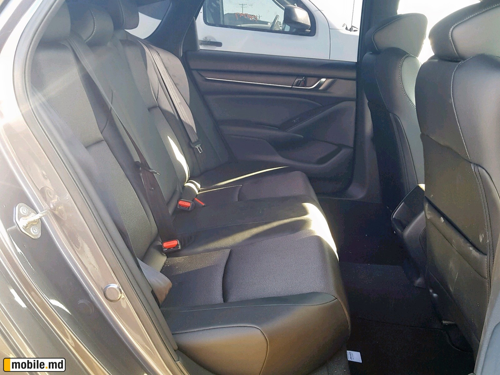 2019 Honda Accord — photo 6