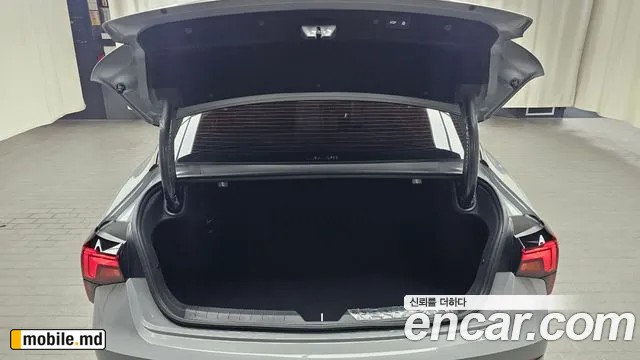 2025 Kia K5 — photo 16