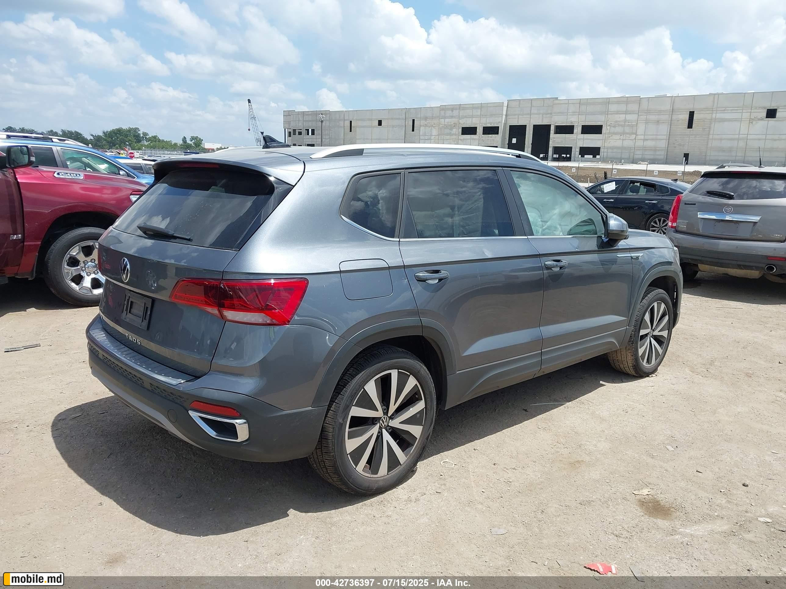 2022 Volkswagen Taos — photo 4