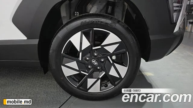 2025 Hyundai Kona — photo 21