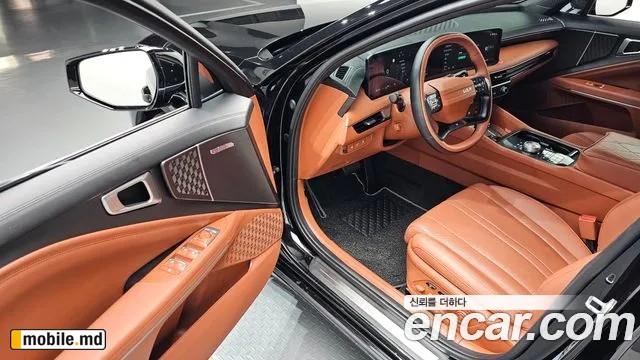 2025 Kia K8 — photo 10