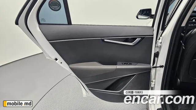 2024 Kia Niro — photo 25