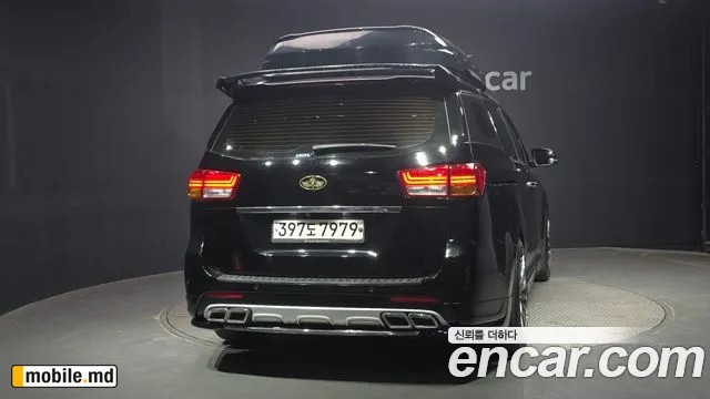 2018 Kia Canival — photo 4