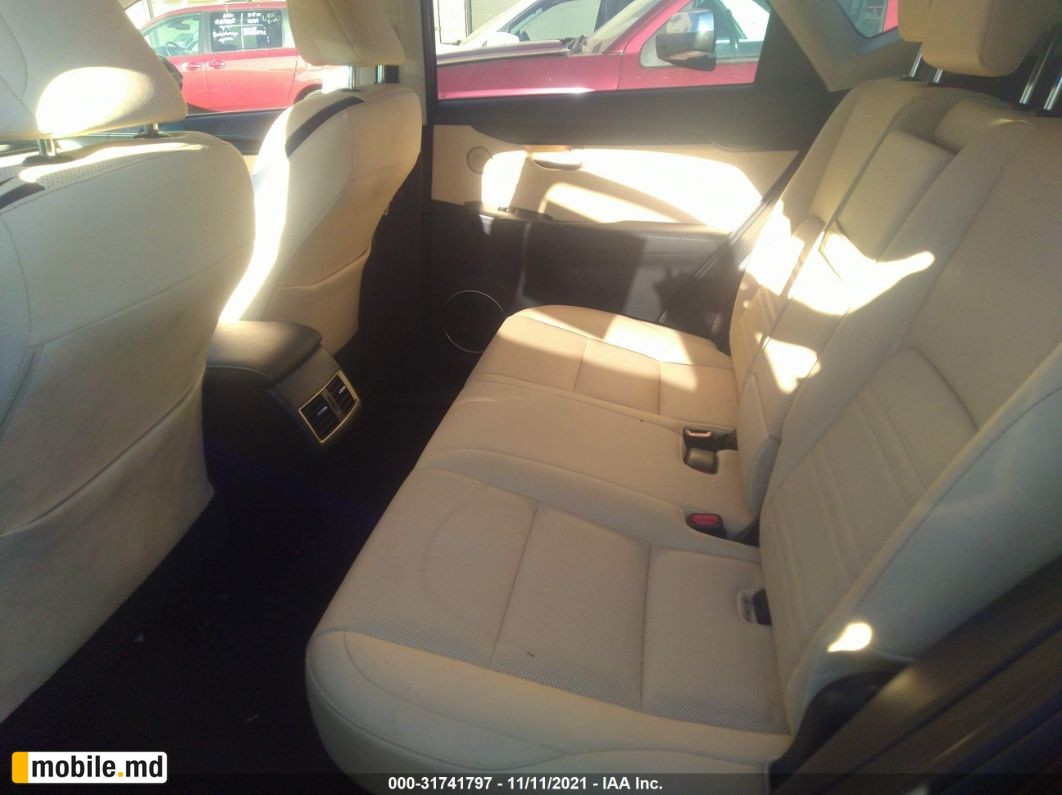 2016 Lexus NX — photo 8