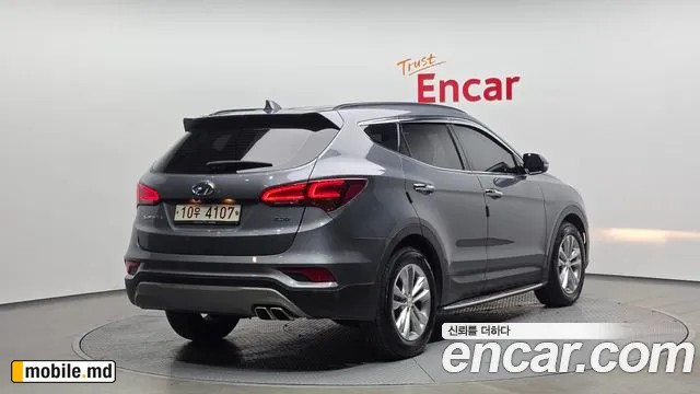 2018 Hyundai Santafe — photo 2