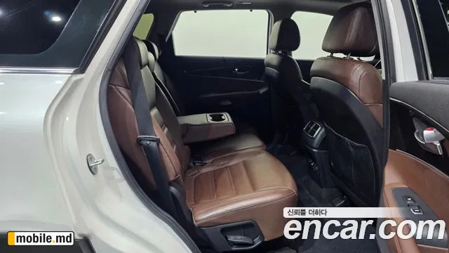 2016 Kia Sorento — photo 12