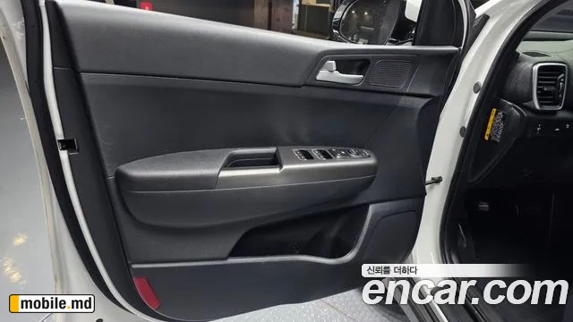 2020 Kia Sportage — photo 24