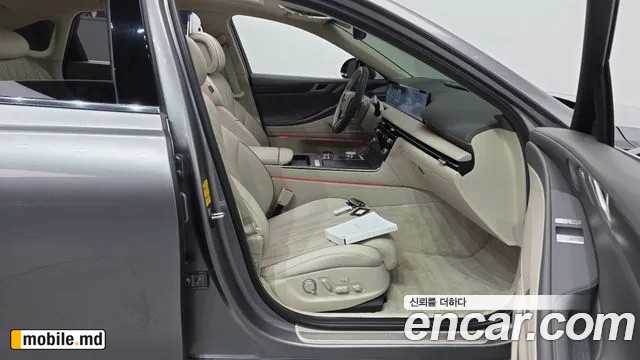 2025 Genesis G80 — photo 26