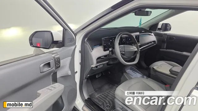 2025 Kia EV3 — photo 9