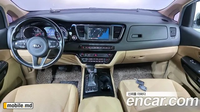 2018 Kia Canival — photo 7